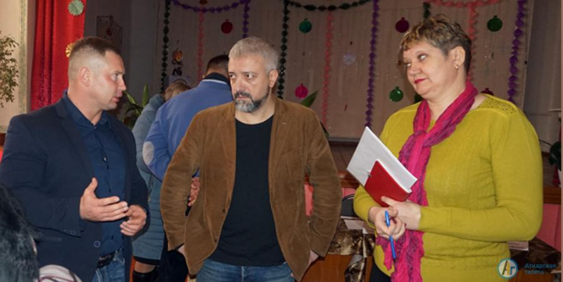 Депутат Примаков встретился с жителями аткарских сел