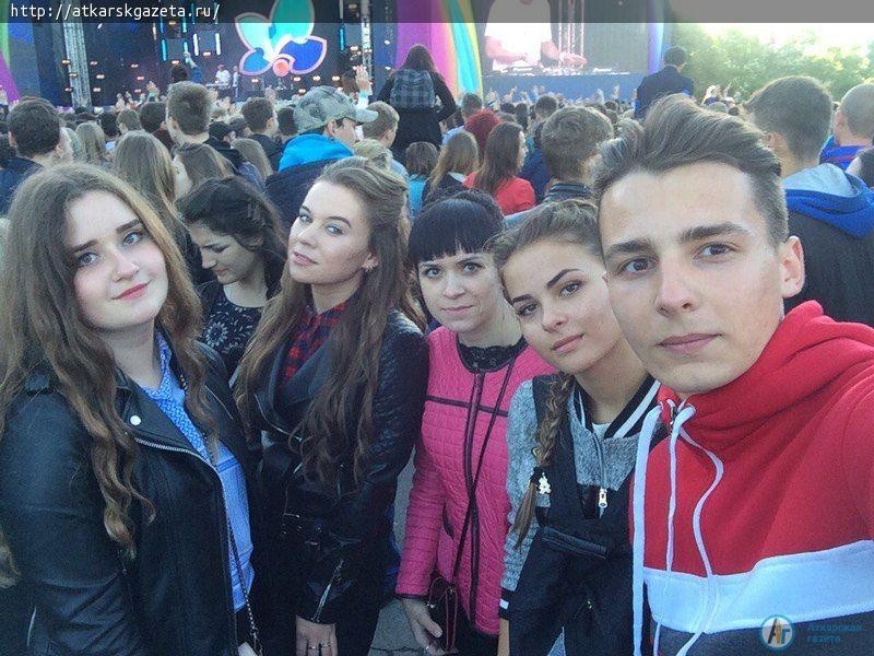 104 аткарских выпускника побывали на «Розе ветров» (ФОТО)