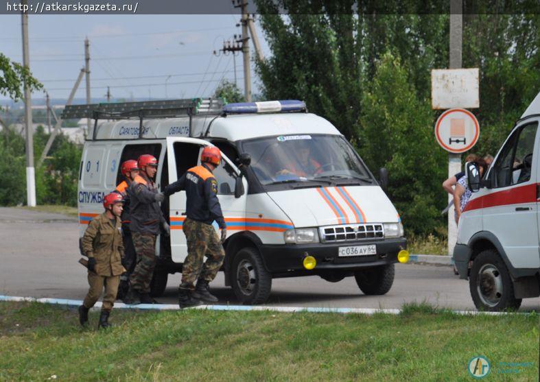 12 человек пострадали в условной автокатастрофе перед въездом в Аткарск (ФОТО)