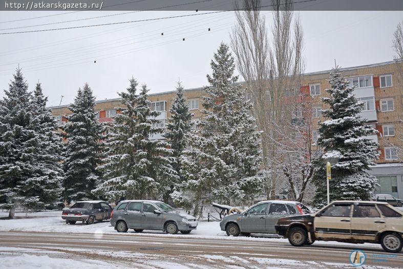 15-минутный снегопад накрыл город белым пушистым покрывалом (ФОТОРЕПОРТАЖ)