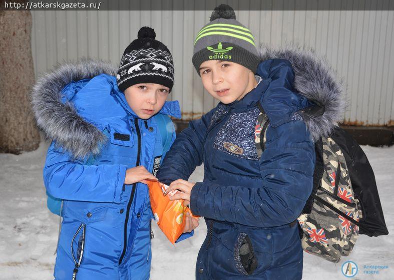 15-минутный снегопад накрыл город белым пушистым покрывалом (ФОТОРЕПОРТАЖ)