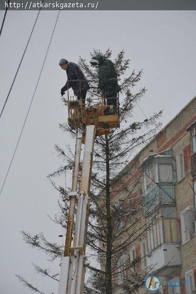 15-минутный снегопад накрыл город белым пушистым покрывалом (ФОТОРЕПОРТАЖ)