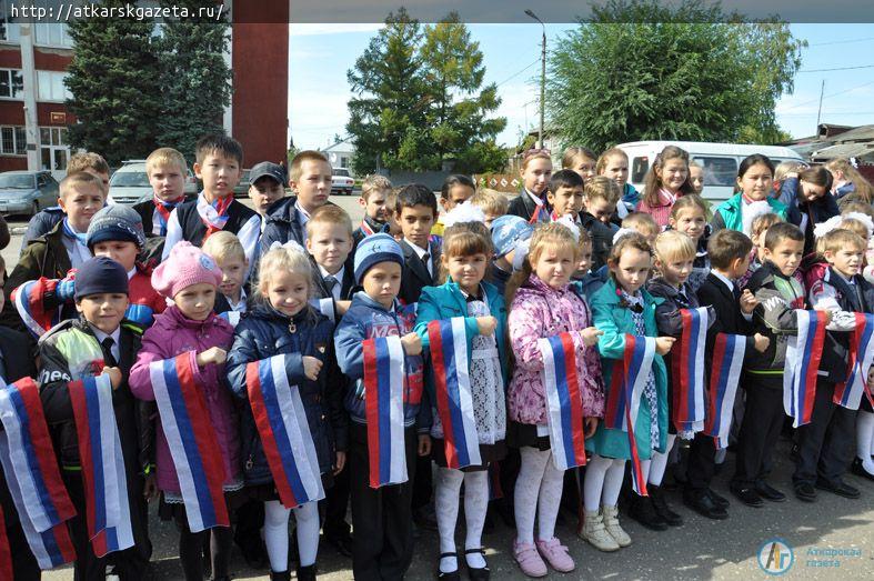 275 второклассников города торжественно вступили в «Юную Россию» (ФОТО)