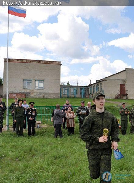 44 парня вернулись домой после пятидневных испытаний (ФОТОРЕПОРТАЖ)