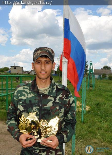 44 парня вернулись домой после пятидневных испытаний (ФОТОРЕПОРТАЖ)