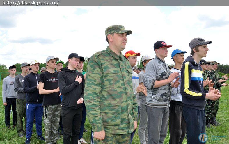 44 парня вернулись домой после пятидневных испытаний (ФОТОРЕПОРТАЖ)