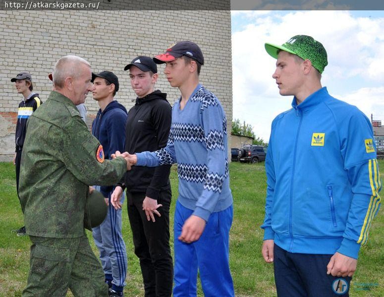 44 парня вернулись домой после пятидневных испытаний (ФОТОРЕПОРТАЖ)