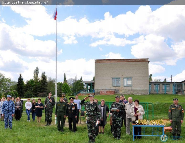 44 парня вернулись домой после пятидневных испытаний (ФОТОРЕПОРТАЖ)