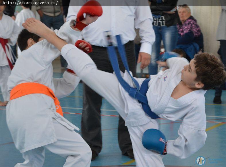 6 аткарских каратистов стали чемпионами Первого межрегионального турнира в Аткарске (ФОТОРЕПОРТАЖ)