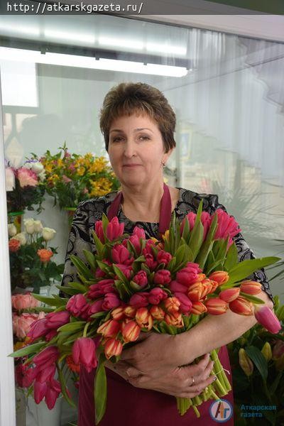 «АГ» поздравляет аткарчанок с Международным женским днем! (ФОТО)