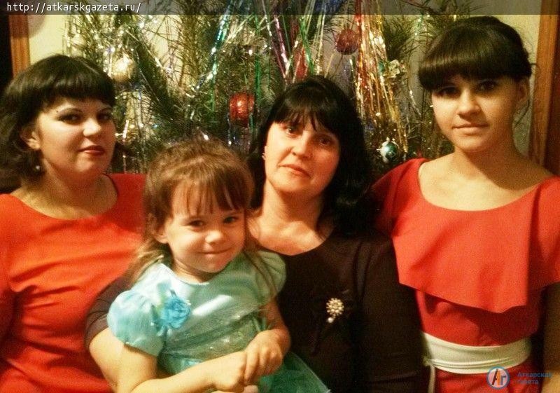 Акция "Скажи спасибо маме!". Поздравления с Днем матери принимает Елена КРАСНОВА