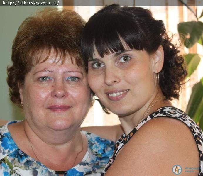 Акция "Скажи спасибо маме!". Поздравления с Днем матери принимает Татьяна РЫБАКОВА
