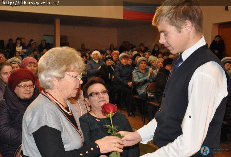 Аткарчане чествовали самого дорогого и близкого человека - маму (ФОТО)