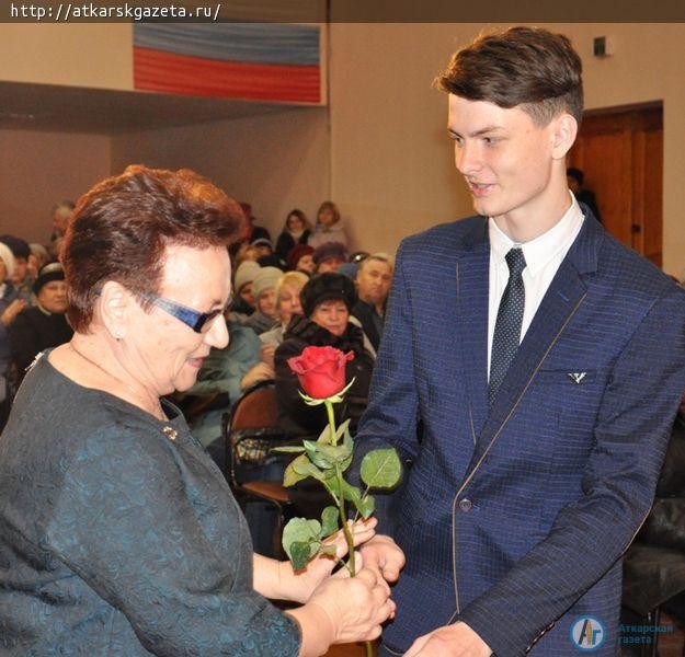 Аткарчане чествовали самого дорогого и близкого человека - маму (ФОТО)