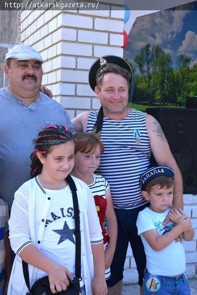 Аткарчане отмечают день Военно-морского флота (фоторепортаж)