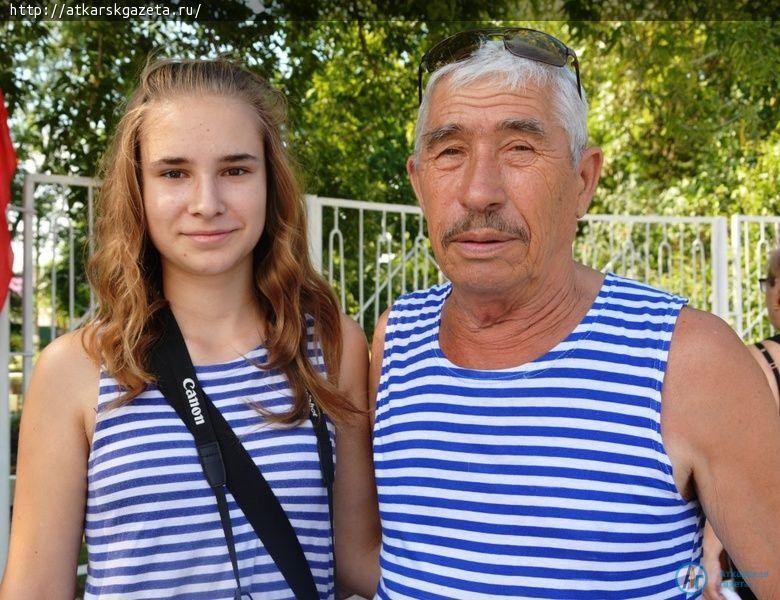 Аткарчане отмечают день Военно-морского флота (фоторепортаж)