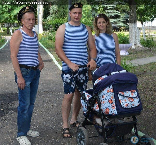 Аткарчане отмечают день Военно-морского флота (фоторепортаж)