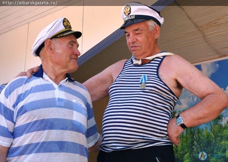 Аткарчане отмечают день Военно-морского флота (фоторепортаж)