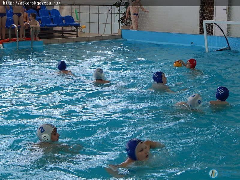 Аткарчане стали золотыми призерами Первенства Саратовской области по водному поло (ФОТО)