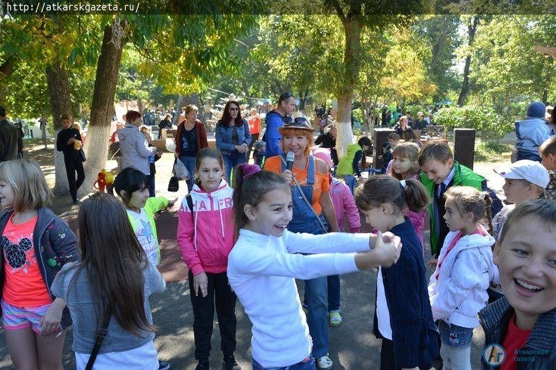 Аткарчане встретили День города с улыбками  (Фото)