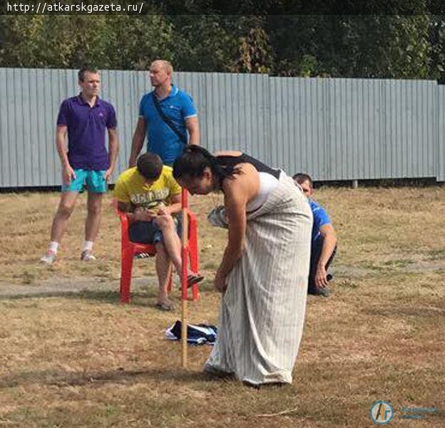 Аткарчанка помогла сотрудникам полиции победить в спартакиаде