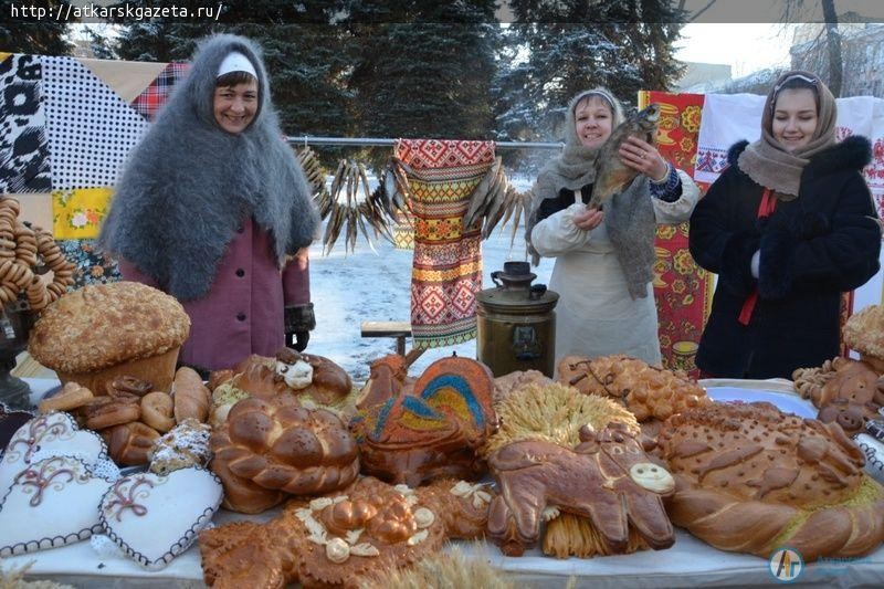 Аткарская делегация приняла участие в праздновании 80-летия области (ФОТО)