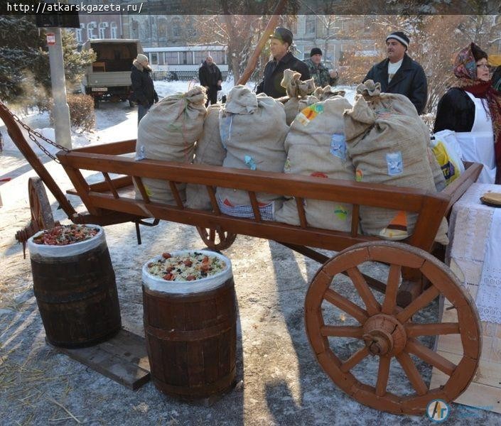 Аткарская делегация приняла участие в праздновании 80-летия области (ФОТО)