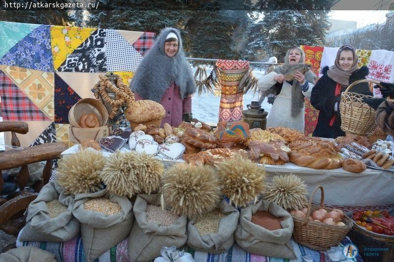 Аткарская делегация приняла участие в праздновании 80-летия области (ФОТО)