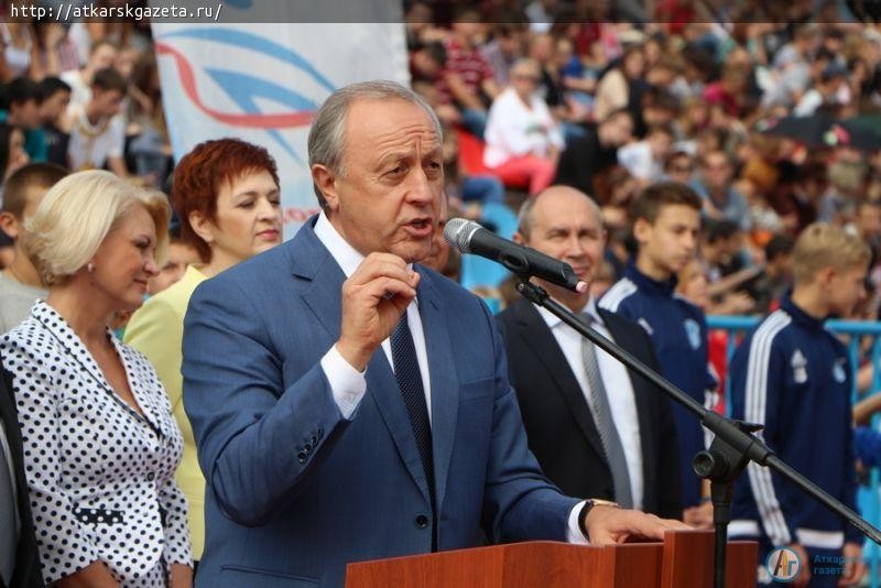 Аткарские девушки выиграли Кубок губернатора по дворовому футболу (ФОТО)