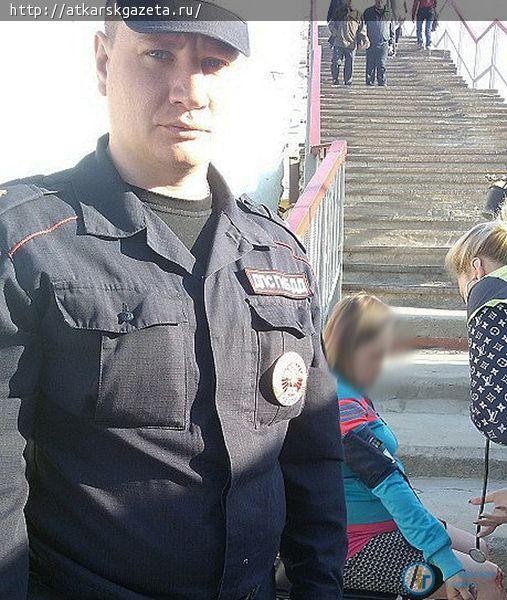 Аткарские полицейские оказали беременной женщине доврачебную помощь