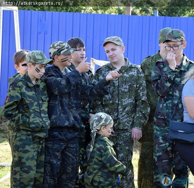 Аткарские школьники доказали право на ношение черных беретов морского пехотинца (ФОТО)