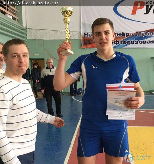 Аткарские волейболисты взяли бронзу в зимней Областной спартакиаде сельской молодежи