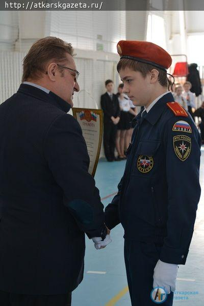 Юнармейцы школы №8 победили в районном смотре строя и песни (ФОТО)