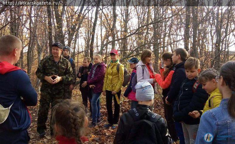 Юные туристы совершили путешствие к Моленному роднику и катались верхом на лошадях (ФОТО)