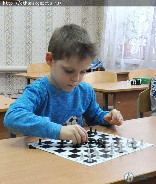 Юных аткарчан научат играть в шахматы