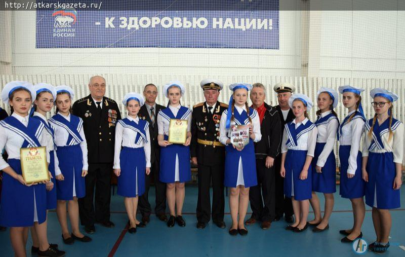 Юным участникам районного смотра строя и песни аплодировали ветераны (ФОТО)