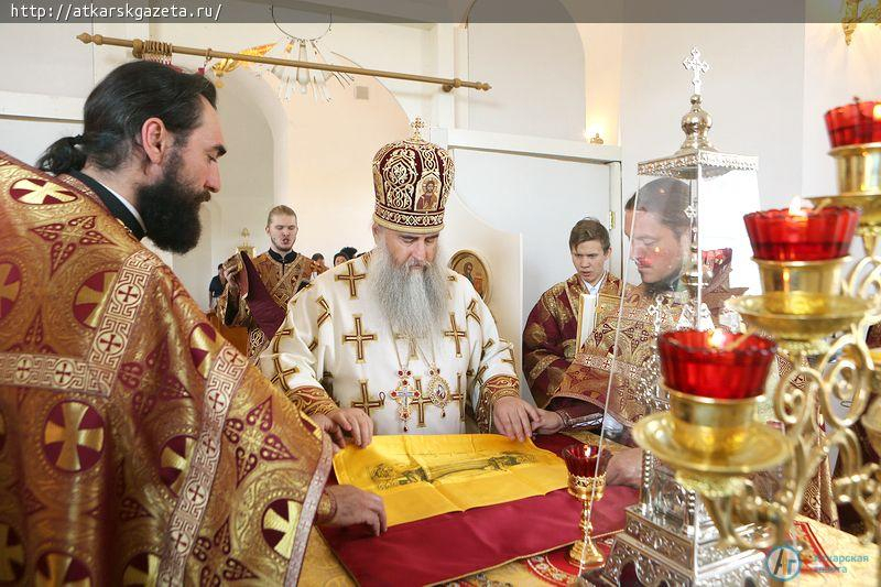 Митрополит Лонгин совершил Божественную литургию в храме села Языковка (ФОТО)