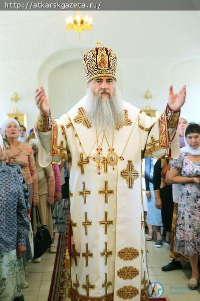 Митрополит Лонгин совершил Божественную литургию в храме села Языковка (ФОТО)