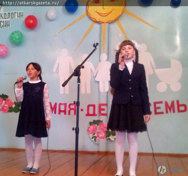 Многодетные семьи Большой Екатериновки поделились опытом счастья (ФОТО)