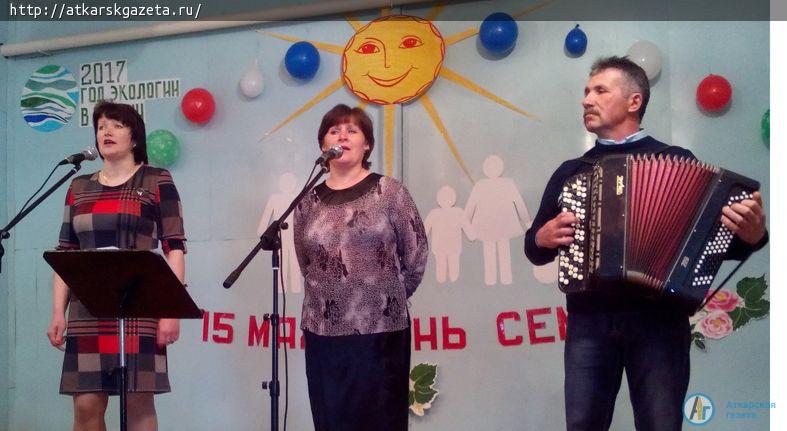 Многодетные семьи Большой Екатериновки поделились опытом счастья (ФОТО)