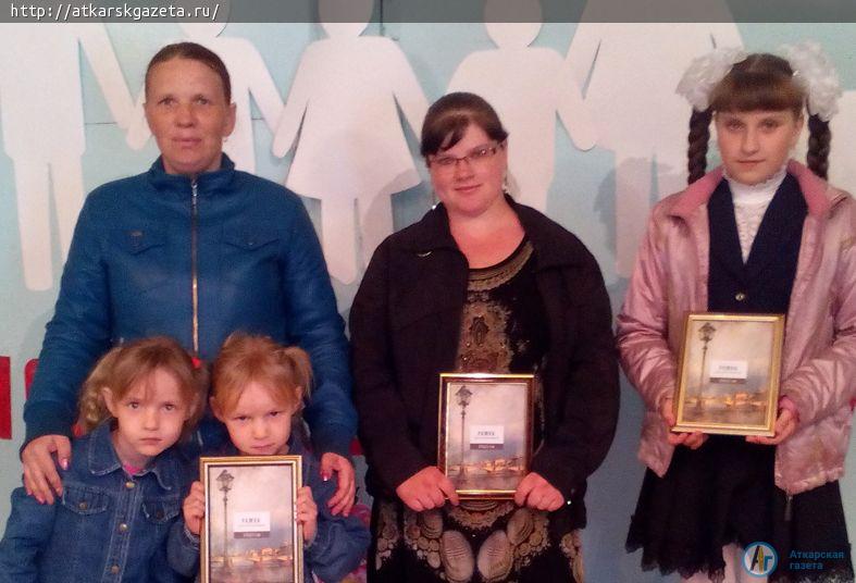 Многодетные семьи Большой Екатериновки поделились опытом счастья (ФОТО)