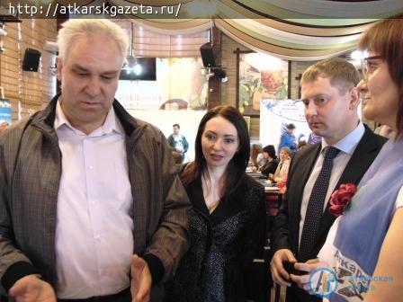На бизнес-форуме в Хвалынске Виктор ЕЛИН анонсировал проведение Фестиваля роз (ФОТО)