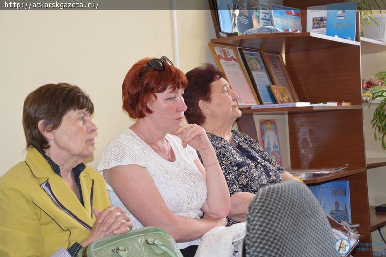На борьбу с парковыми вандалами объединяется аткарская общественность (ФОТО)