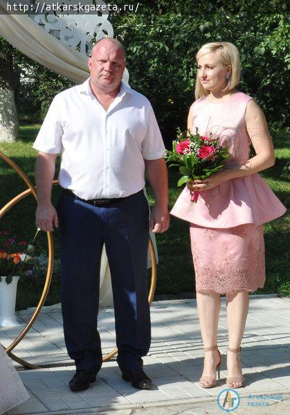 На фестивале «Аткарские розы» сыграли две свадьбы
