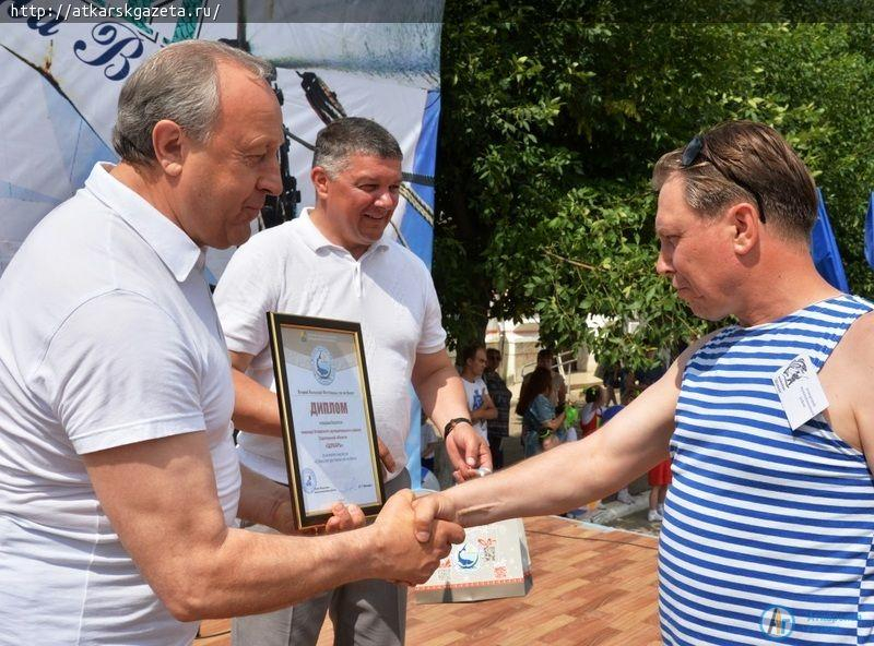На фестивале ухи в Вольске успешно выступила команда аткарских «Щукарей» (ФОТО)