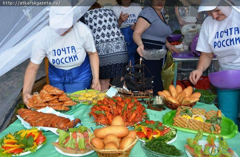 На фестивале ухи в Вольске успешно выступила команда аткарских «Щукарей» (ФОТО)