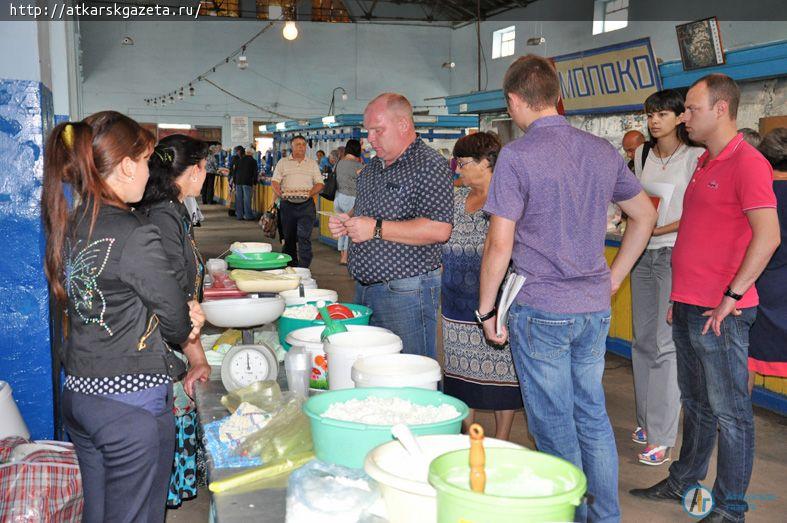 На городском рынке межведомственная группа выявляла проблемы (ФОТО)