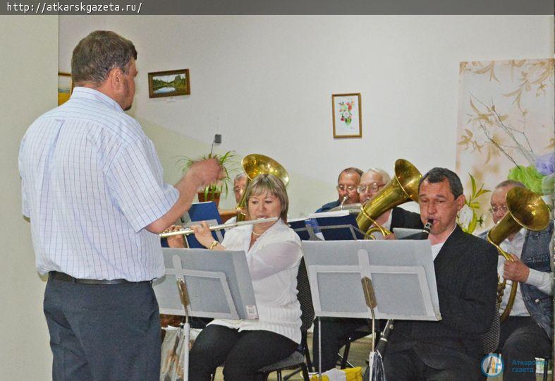 На сцене РКЦ бесплатно давали рецепты хорошего настроения (ФОТО)