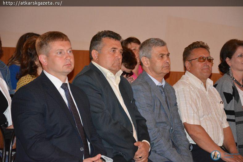 На сцене РКЦ бесплатно давали рецепты хорошего настроения (ФОТО)