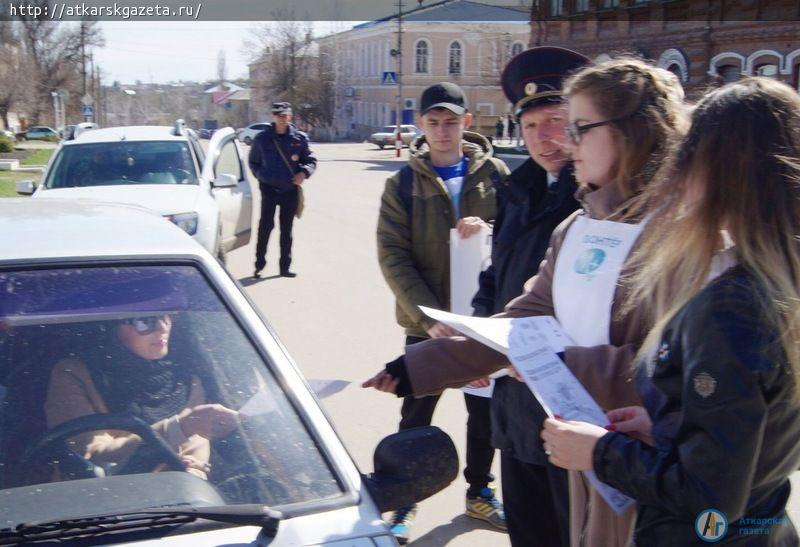 На Советской водителей учили уступать дорогу пешеходам